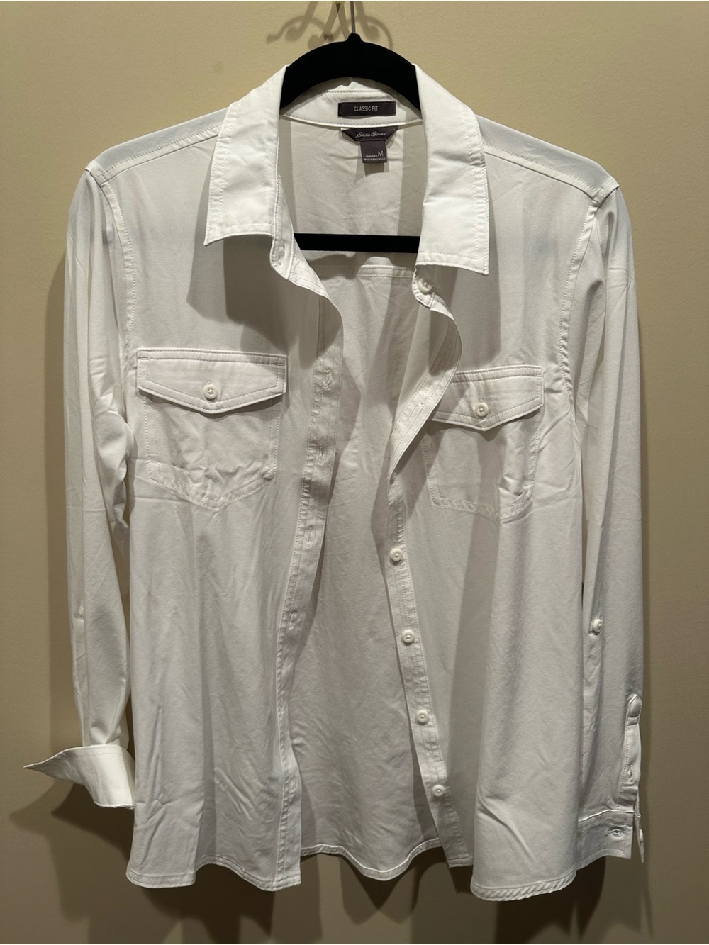 Eddie Bauer Classic Fit Women’ White Shirt